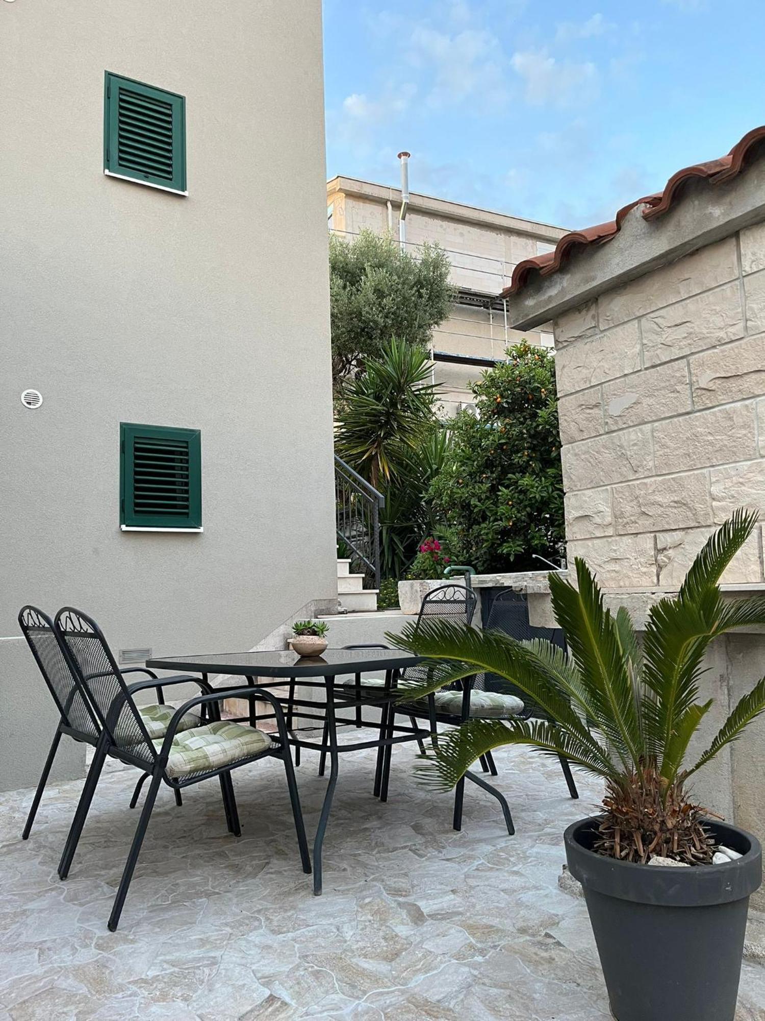 Apartmani Mm Trogir Exterior foto